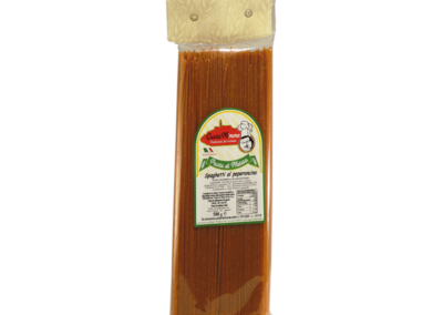 SPAGHETTI AL PEPERONCINO  Pasta fresca secca prodotta a Matera  confezione da 1/2 Kg • €1,98